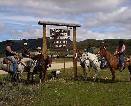 Parade Rest Ranch West Yellowstone Buitenkant foto