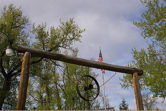 Parade Rest Ranch West Yellowstone Buitenkant foto
