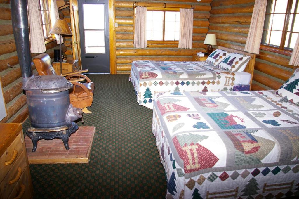 Parade Rest Ranch West Yellowstone Kamer foto